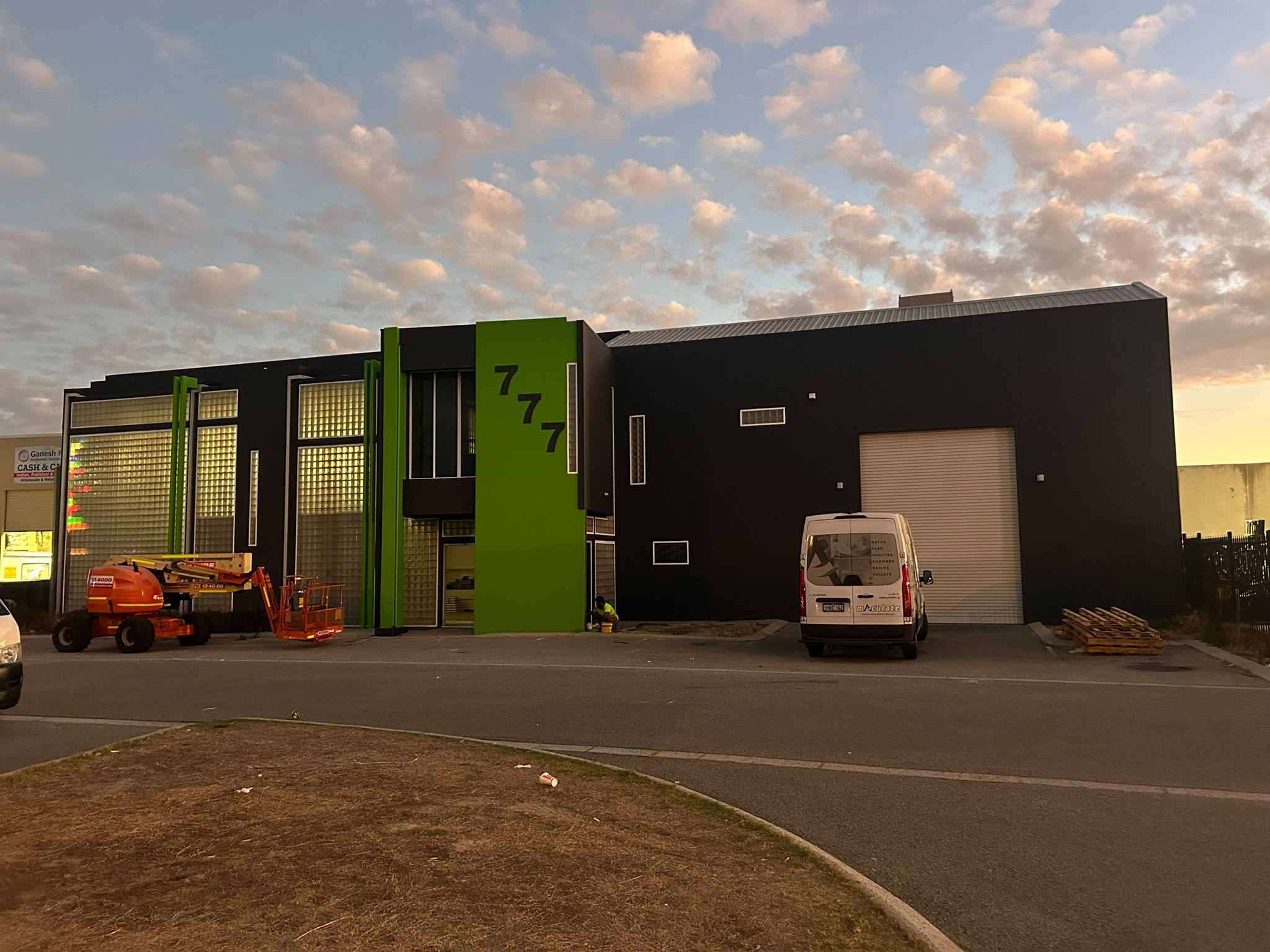 Commercial Complex 777 Charcoal and Green Portal in Malaga
